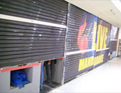 �V���b�^�[���J����Ԃ̂܂񂾂炯